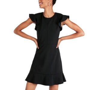 🔴 Elegant Black Dress scalloped hem and sleeves